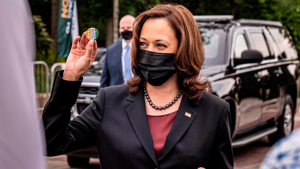 Kamala Harris Se Reunirá Con Empresarias Latinas Por Mes De La Herencia Hispana Hoy Dinero Lo 